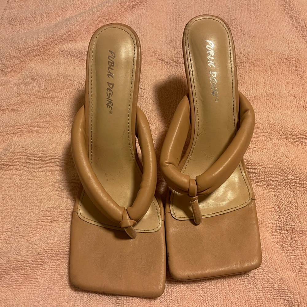 Slippers heels nude color size9 - Picture 3 of 4